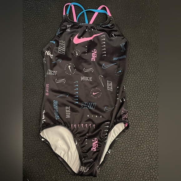 Nike Black and Pink Swimsuit‎ size Medium - Picture 1 of 6